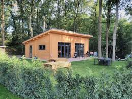 maison en bois massif en kit