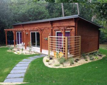 petite cabane en bois habitable